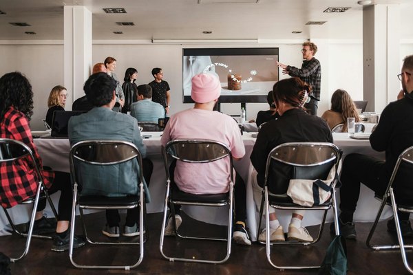 How can a company properly and legally wind up its business operations? a step-by-step guide